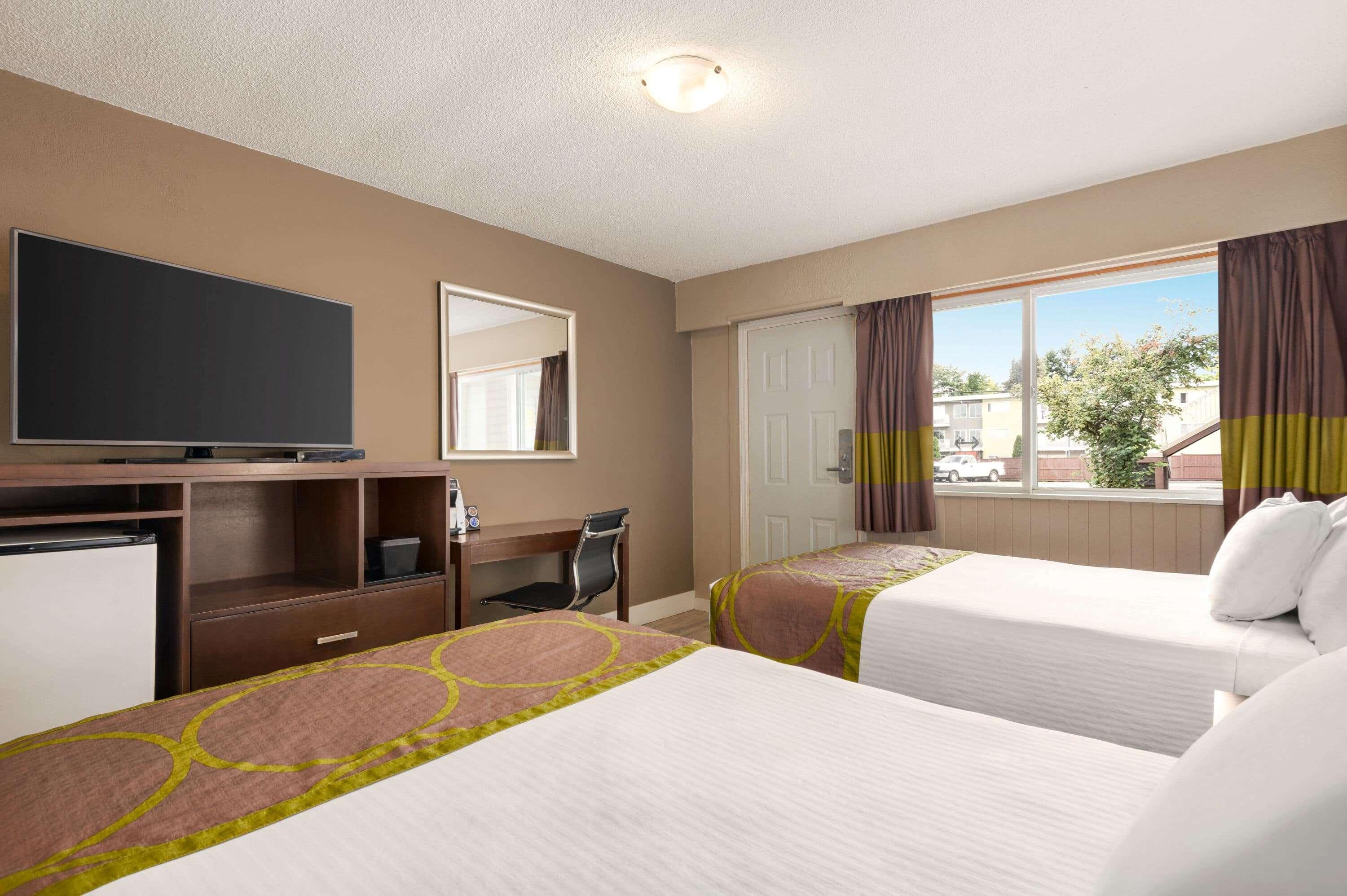 Super 8 By Wyndham Courtenay Exterior foto